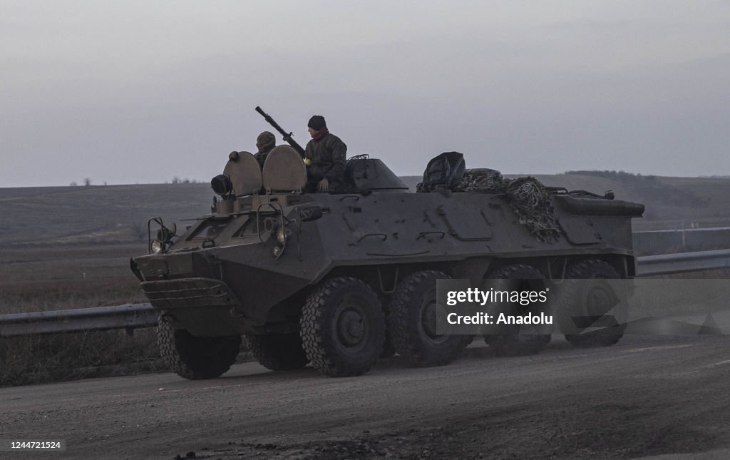 Ukrainian army enters Kherson after Russian retreat