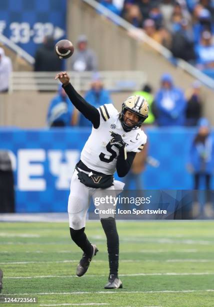 Vanderbilt Commodores quarterback Mike Wright in a game between the Vanderbilt Commodores and the Kentucky Wildcats on November 12 at Kroger Field in...