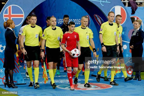 Referee Pol van Boekel, assistant referee Sander van Roekel, referee Bjorn Kuipers, assistant referee Erwin Zeinstra, referee Richard Liesveld during...