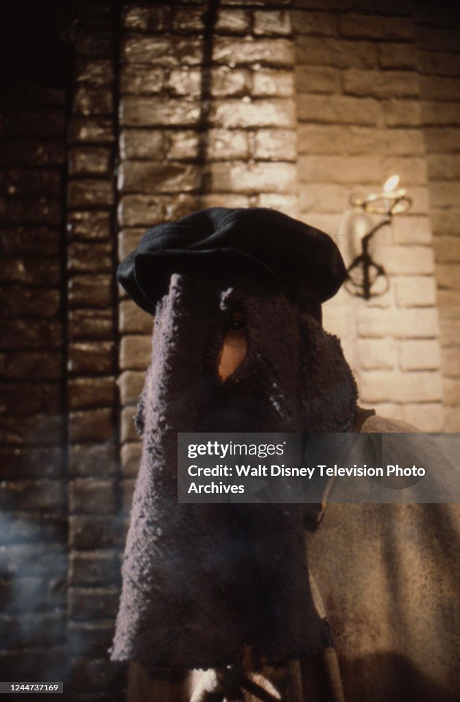 Philip Anglim Appearing In 'The Elephant Man'