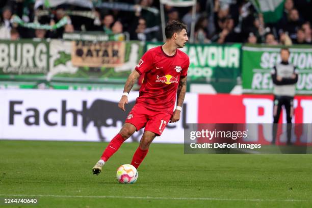 Dominik Szoboszlai of RB Leipzig controls the Ball during the Bundesliga match between SV Werder Bremen and RB Leipzig at Wohninvest Weserstadion on...