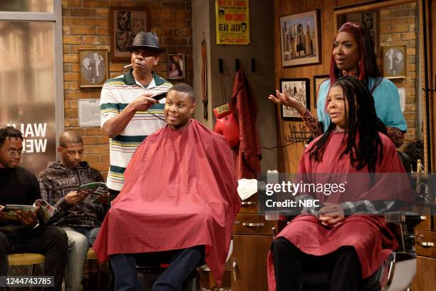 Dave Chappelle, Black Star Episode 1832 -- Pictured: Host Dave Chappelle, Devon Walker, Punkie Johnson, and Ego Nwodim during the Barber Shop Talk...