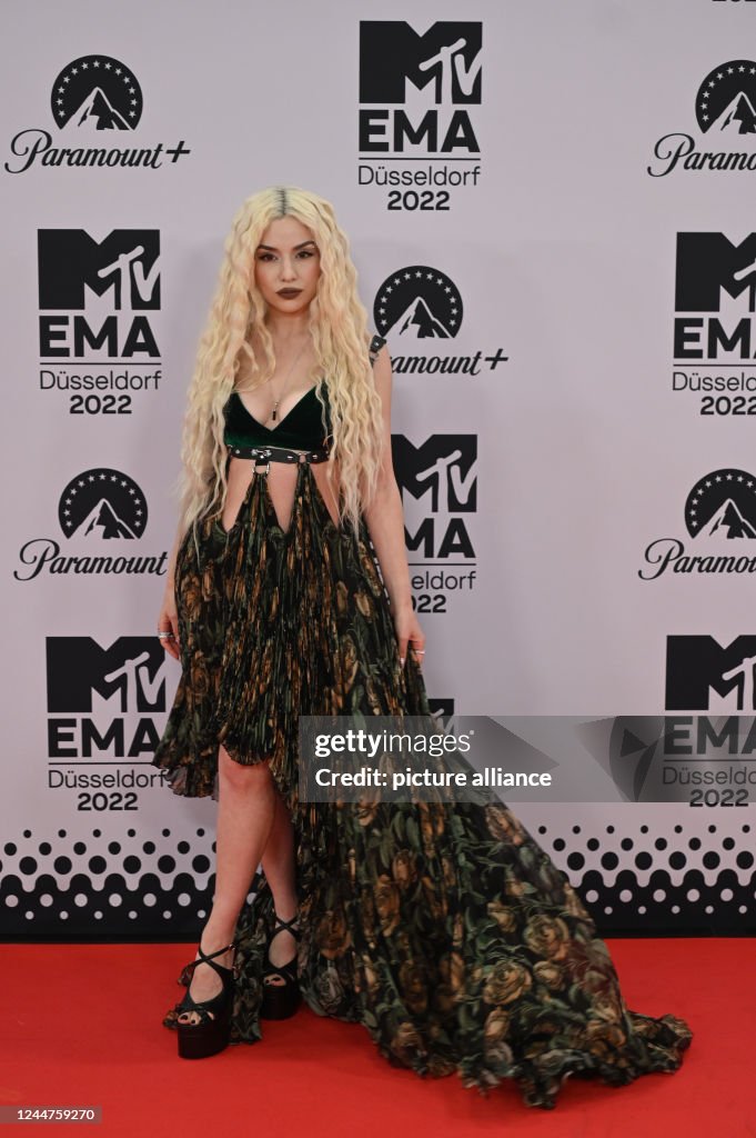 https://media.gettyimages.com/id/1244759270/photo/mtv-europe-music-awards.jpg?s=1024x1024&w=gi&k=20&c=4karq-UJxrOGE2ErOvjQEgrP9lhKF3tUS7AM2Gf5Jao=