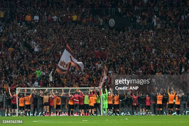 Galatasaray Spears thank supporters during the Turkish Super Lig match between Galatasaray AS and Besiktas AS at Ali Sami Yen Spor Kompleksi stadium...