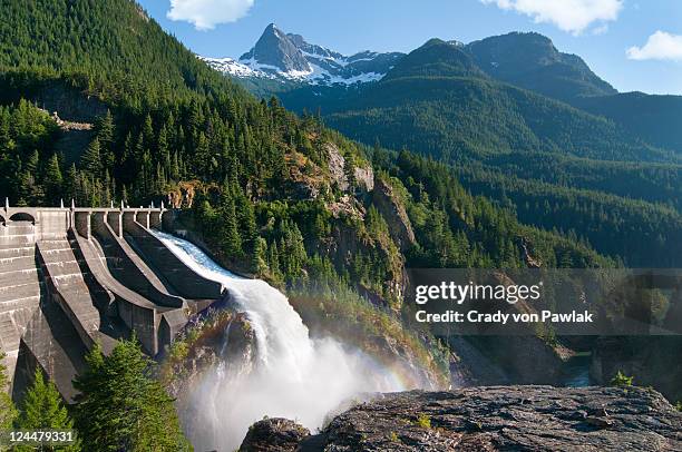 diablo dam - diablo lake ストックフォトと画像