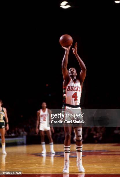 sidney moncrief sports illustrated cover