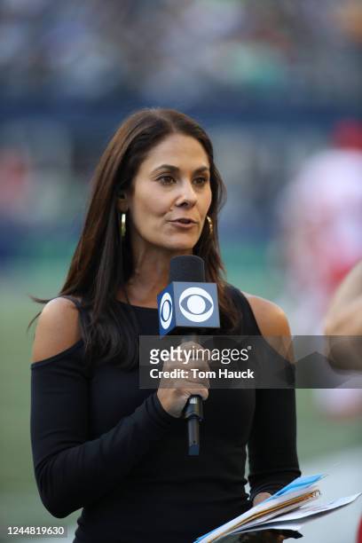 Tracy Wolfson CBS sideline reporter during an NFL preseason game between the Seattle Seahawks and Kansas City Chiefs, Aug. 25 in Seattle.
