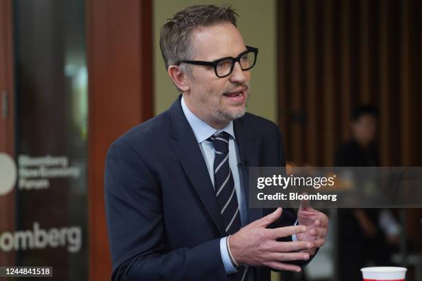 Ryan Roslansky Photos and Premium High Res Pictures - Getty Images