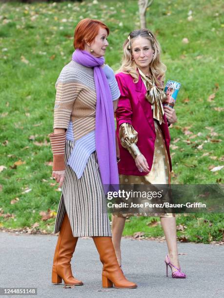 Cynthia Nixon and Sarah Jessica Parker are seen on set of the 'And Just Like That' TV Series on November 16, 2022 in New York City.