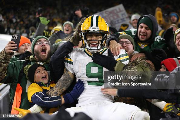 NFL: NOV 17 Titans at Packers NFL: NOV 17 Titans at Packers