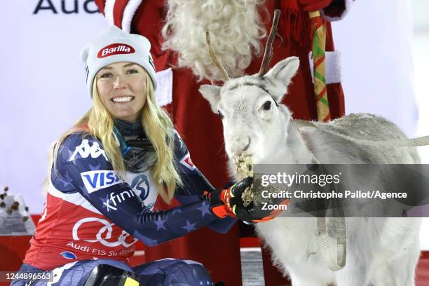 Mikaela Shiffrin of Team United States takes 1st place during the Audi FIS Alpine Ski World Cup Women's Slalom on November 19, 2022 in Levi, Finland.