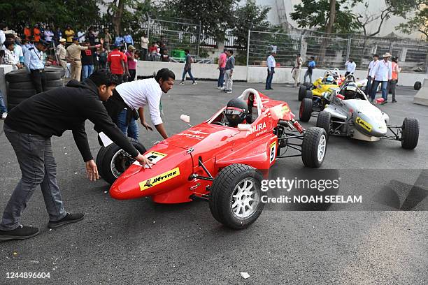 Street Racing India 1,471 Hyderabad Street Circuit Stock Photos, High-Res Pictures, and ...
