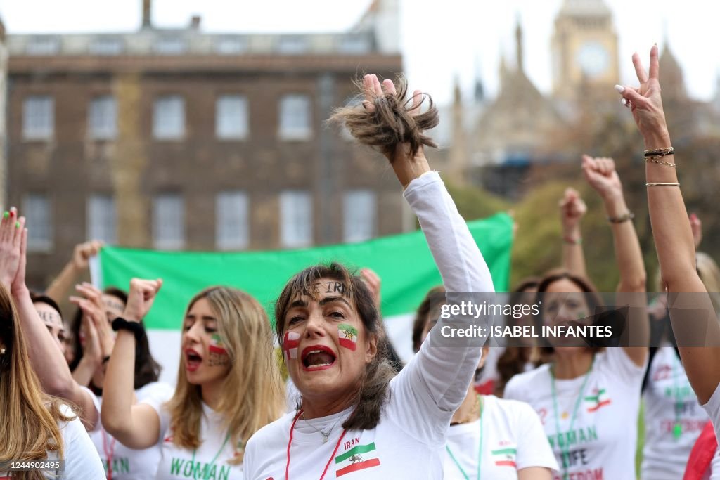 BRITAIN-IRAN-FBL-WC-2022-DEMONSTRATION