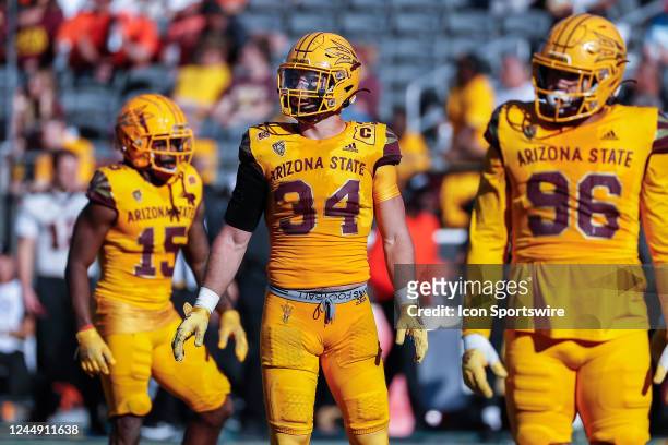Arizona State Sun Devils linebacker Kyle Soelle and teammates look to the sideline during the college football game between the Oregon State Beavers...
