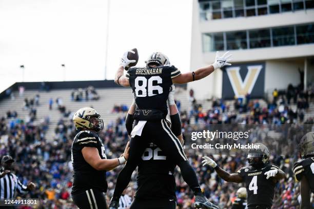 Ben Bresnahan of the Vanderbilt Commodores celebrates against the Florida Gators in the fourth quarter at Vanderbilt Stadium on November 19, 2022 in...