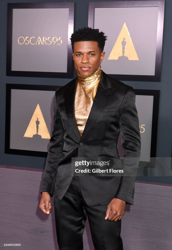 https://media.gettyimages.com/id/1244913905/photo/the-academys-13th-governors-awards-arrivals.jpg?s=1024x1024&w=gi&k=20&c=92XalT-cg-jei4EofwUBbKqWWzdILuWO5Zoxn-6XwlQ=