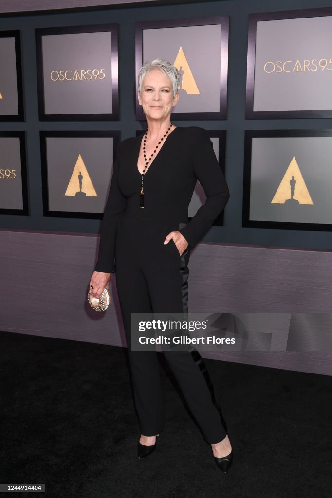 https://media.gettyimages.com/id/1244914404/photo/the-academys-13th-governors-awards-arrivals.jpg?s=1024x1024&w=gi&k=20&c=CFWnkuXuSHDtSRFRdFa4BIqAEIFGjAy1g24-GVDGfiU=