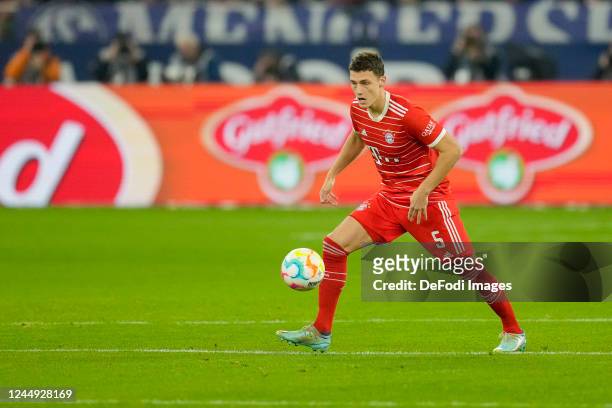 Benjamin Pavard of Bayern Muenchen controls the ball during the Bundesliga match between FC Schalke 04 and FC Bayern München at Veltins-Arena on...