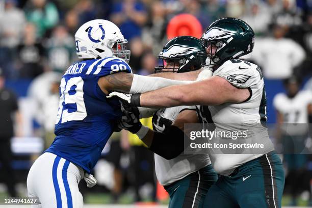 Nfl Defensive Line Block Lineman Block Photos and Premium High Res Pictures - Getty Images