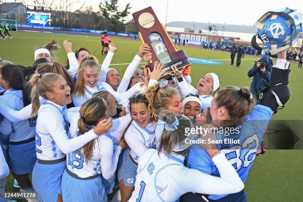 North Carolina Tar Heels players celebrate their 2-1 win over the Northwestern Wildcats during the Division I Women's Field Hockey Championship held...