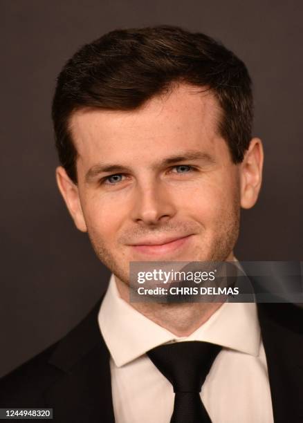 Danny Riggs Actor 466 Chris Riggs Stock Photos, High-Res Pictures, and Images - Getty Images
