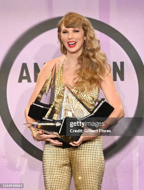 Taylor Swift, winner of Artist of the Year, Favorite Country Album, Favorite Music Video, Favorite Female Pop Artist at the 2022 American Music...