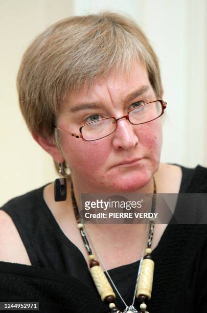La directrice du Groupe de femmes pour l'abolition de mutilations sexuelles , Isabelle Gillette-Faye s'exprime, le 14 avril 2009 à Paris, lors d'une...