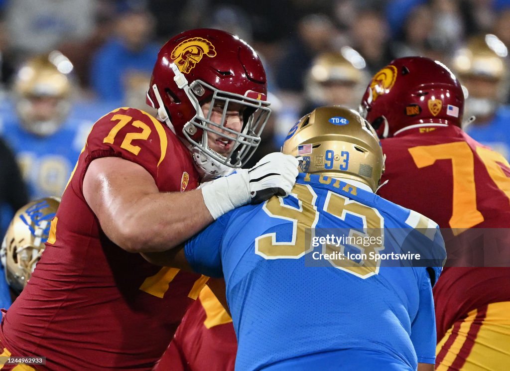 COLLEGE FOOTBALL: NOV 19 USC at UCLA