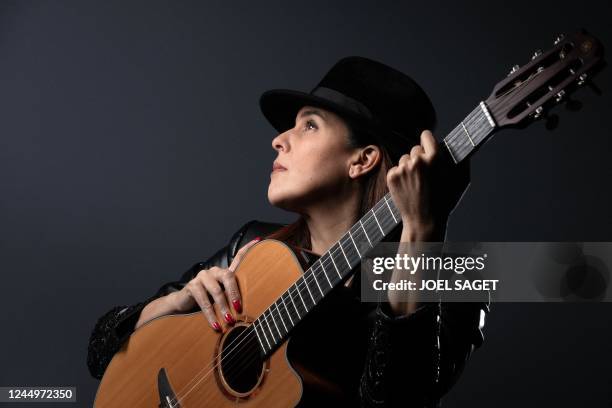 Suad Singer 1,515 Massi Photos Photos & High Res Pictures - Getty Images