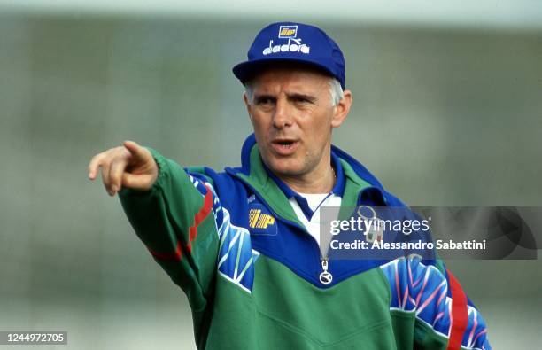 Arrigo Sacchi head coach of Italy during the training session on Centro Tecnico di Coverciano Florence 1996, Italy.