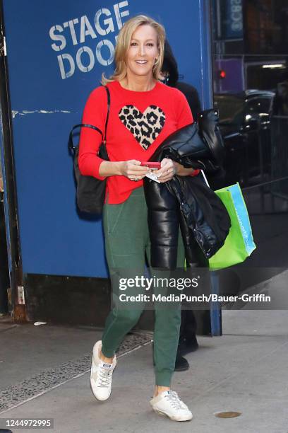 Lara Spencer Pictures Photos and Premium High Res Pictures - Getty Images
