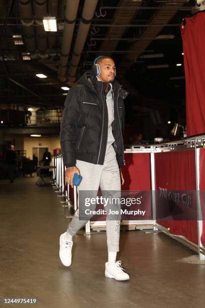 Dejounte Murray of the Atlanta Hawks arrives to the arena before the game against the Cleveland Cavaliers on November 21, 2022 at Rocket Mortgage...