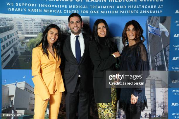 Morgan Moinian Emma Mitchell Photos and Premium High Res Pictures - Getty Images