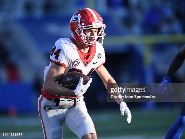 Georgia Bulldogs Wide Receiver Ladd McConkey rushes the ball during ...