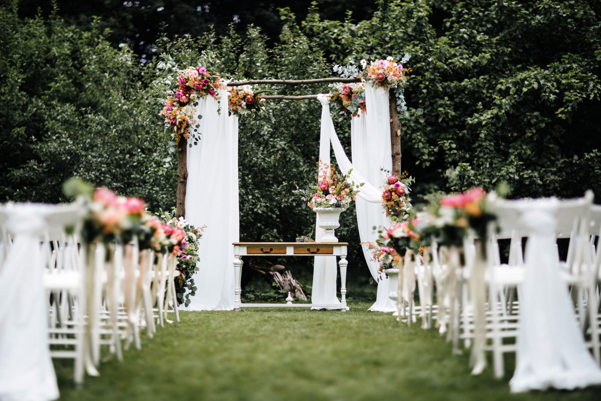 outdoor wedding ceremony