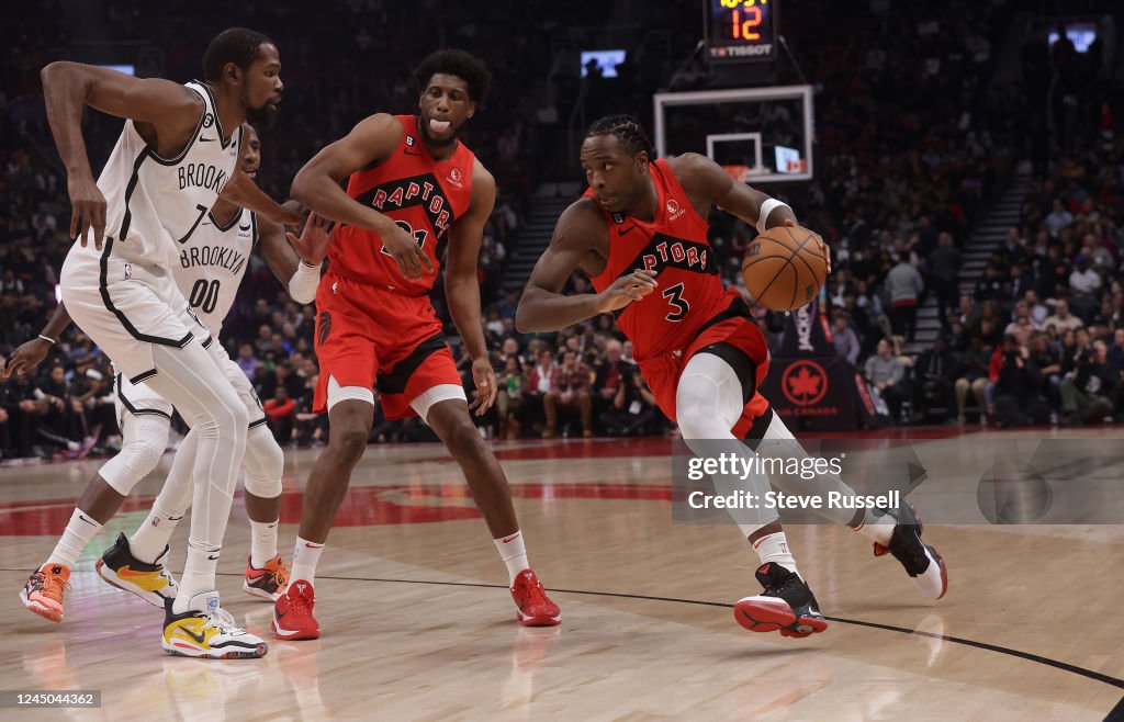 Toronto Raptors 9 TORONTO, ON - NOVEMBER 23 - Toronto Raptors forward O.G. Anunoby as ...