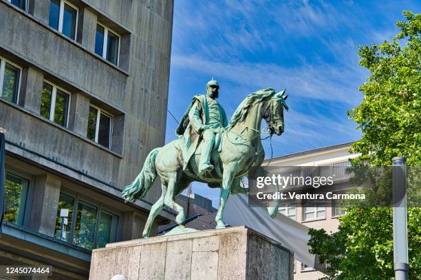 kaiser wilhelm monument in essen (ruhr), germany - memorial kaiser wilhelm stock pictures, royalty-free photos & images