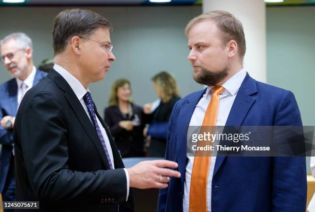 Commissioner for An Economy That Works for People - Executive Vice President Valdis Dombrovskis talks with the Estonian Minister of Entrepreneurship...