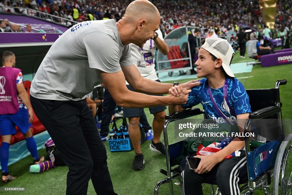FBL-WC-2022-MATCH20-ENG-USA