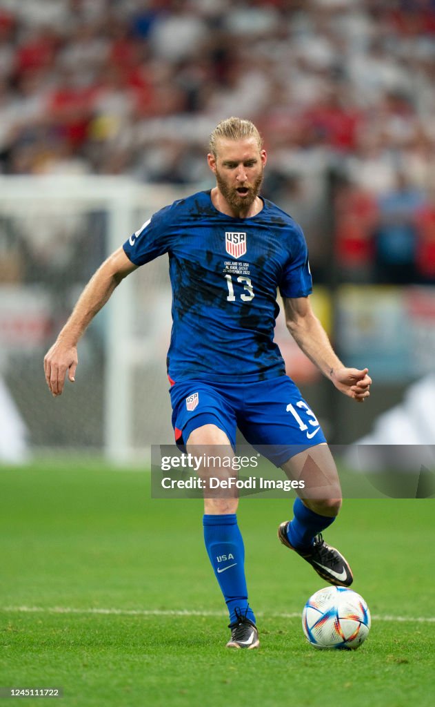 Tim Reed Fifa ream timothy of USA during the FIFA World Cup Qatar 2022 Group B ...