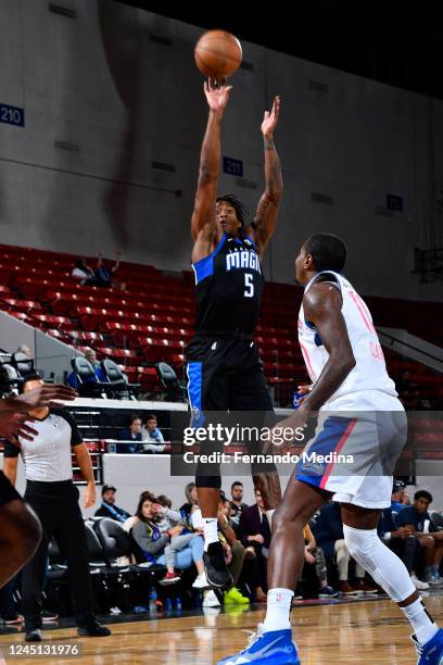 Admiral Schofield of the Lakeland Magic shoots a jumper against Gary Clark of the Mexico City Capitanes during the game on November 26, 2022 at RP...