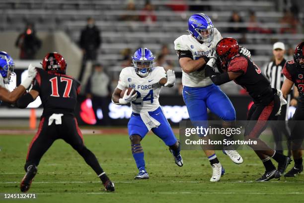 Air Force Falcons running back John Lee Eldridge III runs the ball during a college football game between the Air Force Falcons and the San Diego...