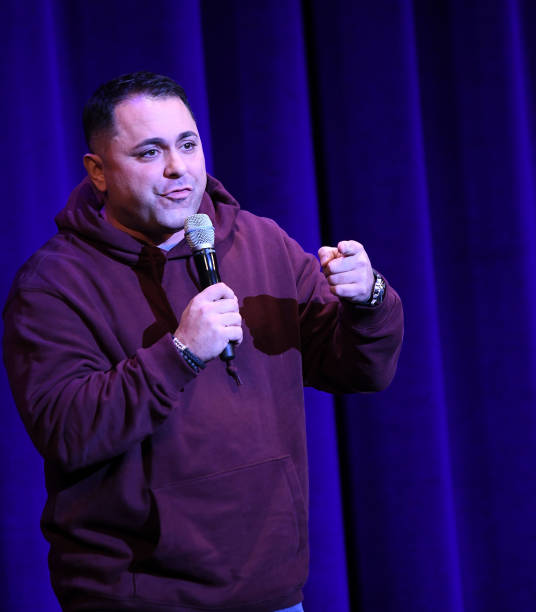 NJ: Anthony Rodia Performs At The State Theater