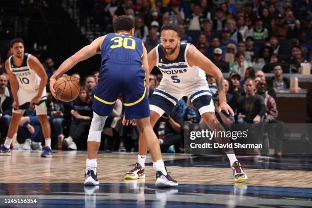 Kyle Anderson of the Minnesota Timberwolves plays defense during the game against the Golden State Warriors on November 27, 2022 at Target Center in...