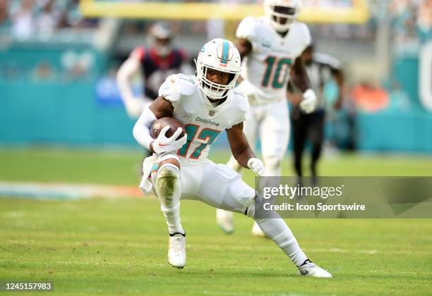 Miami Dolphins WR Jaylen Waddle runs with the ball during game featuring the Houston Texans and the Miami Dolphins on November 27, 2022 at Hard Rock...