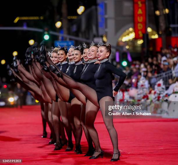 Hollywood, CA Members of the Hollywood Starlettes perform in The 90th anniversary Hollywood Christmas Parade in Hollywood Sunday, Nov. 27, 2022....