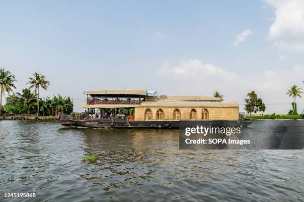 Alleppey Ripples Bus Alappuzha (Alleppey) Photos and Premium High Res Pictures - Getty Images