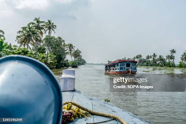 Alleppey Ripples Bus 15,278 Water Bus Stock Photos, High-Res Pictures, and Images - Getty Images