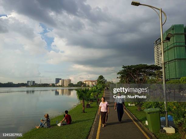 Myanmar Inya Background Inya Lake Photos and Premium High Res Pictures - Getty Images