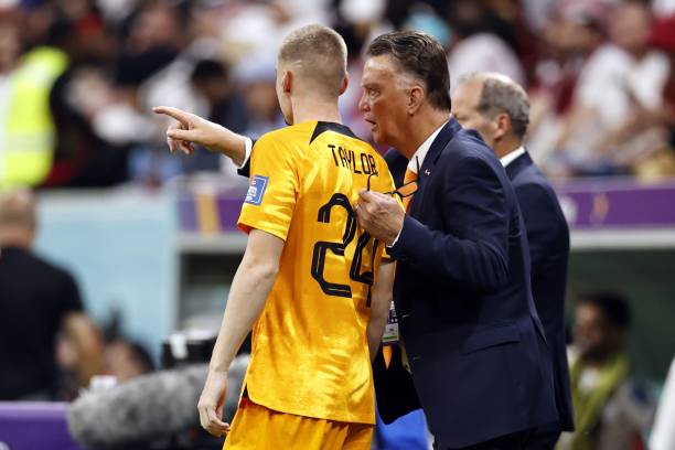 Van Gaal đã sẵn sàng đòi lại món nợ trước Argentina ở World Cup 2014